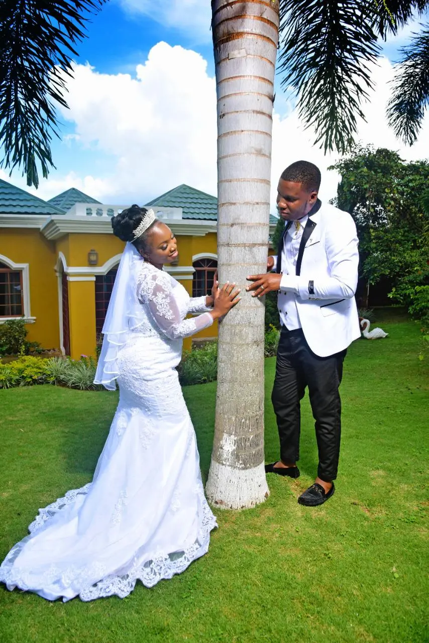 Wedding photo 30